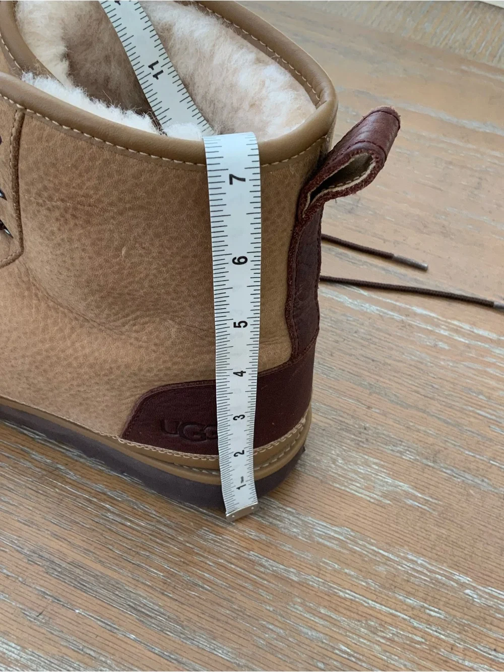 Ugg Leather Shearling Sheepskin Laces Beige Shabby Boots US 11